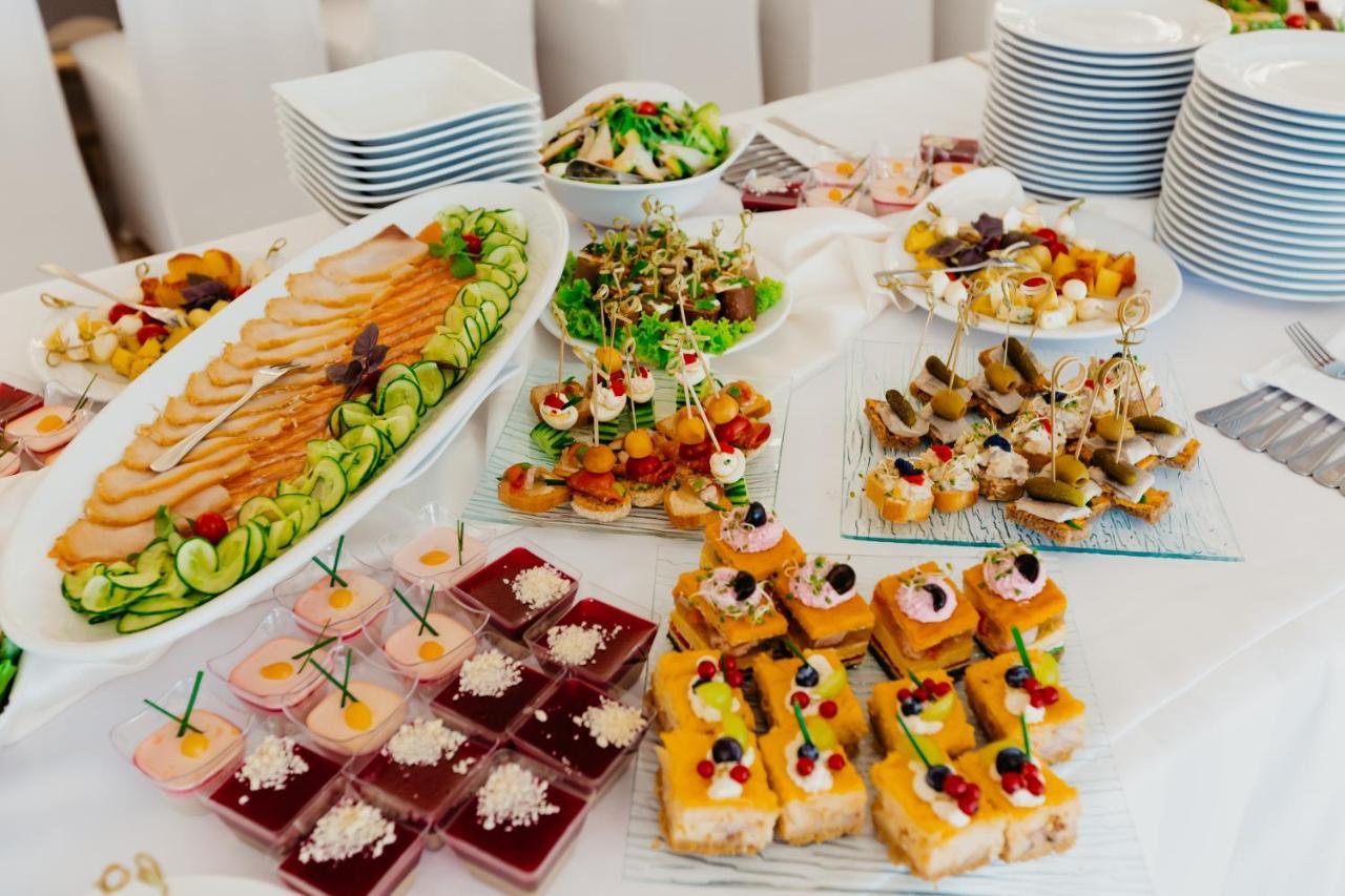 Mlyny  Hotel Korczowa מראה חיצוני תמונה
