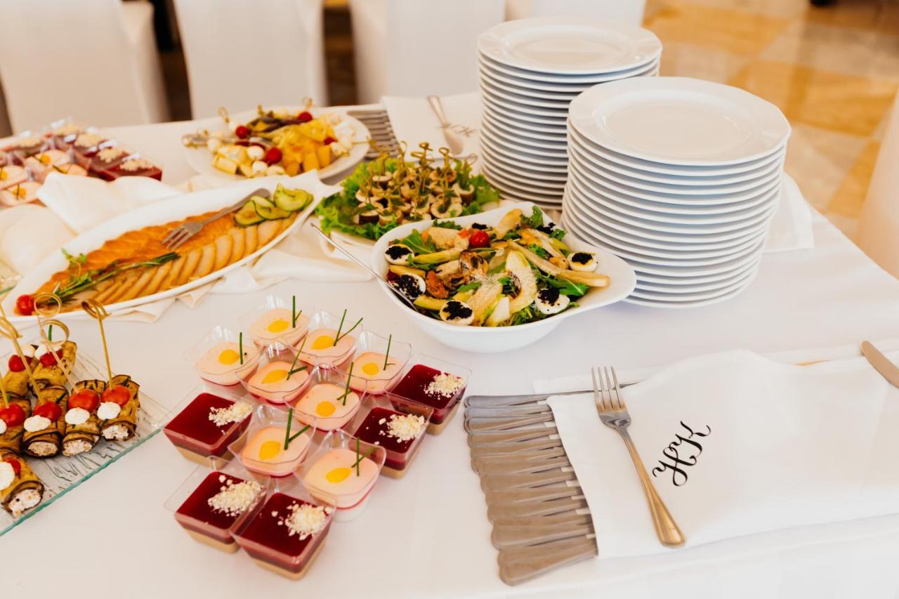 Mlyny  Hotel Korczowa מראה חיצוני תמונה