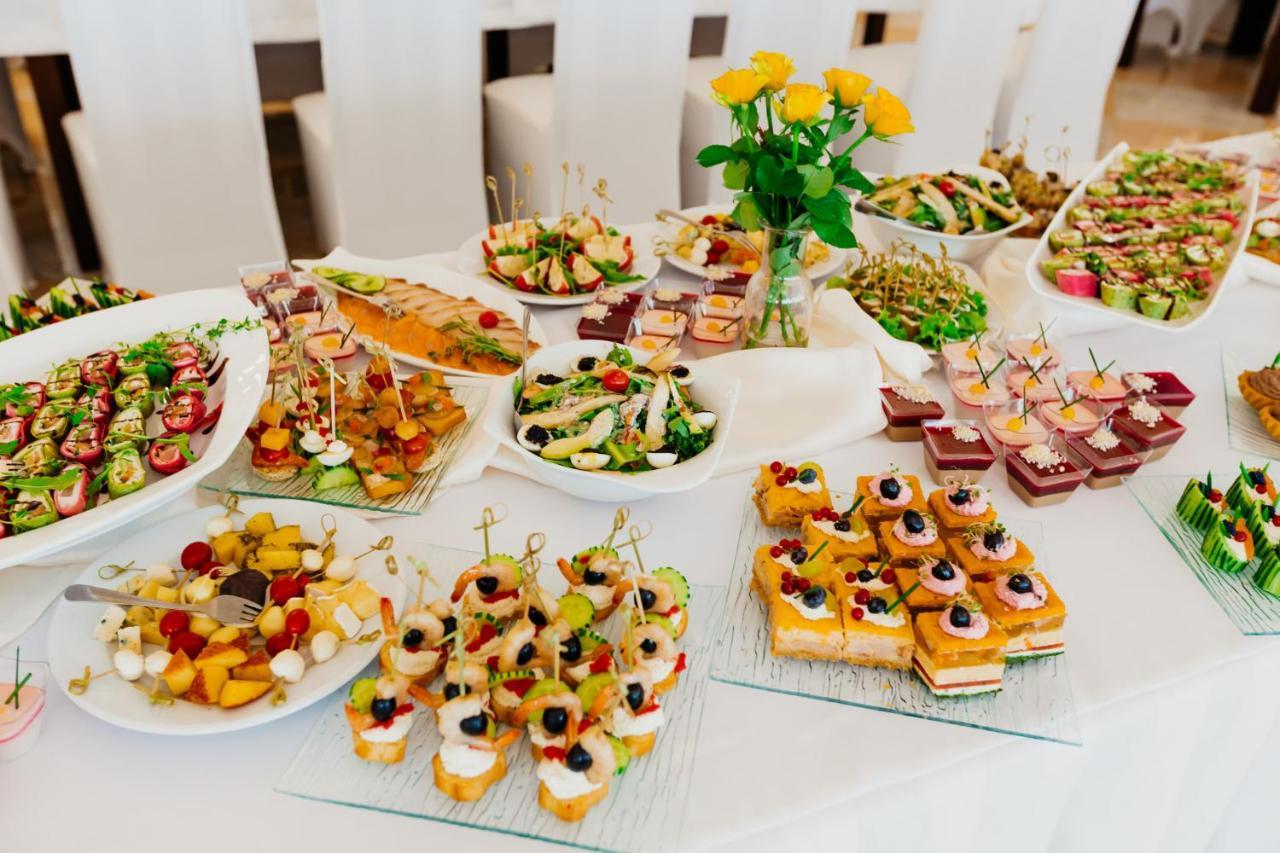 Mlyny  Hotel Korczowa מראה חיצוני תמונה