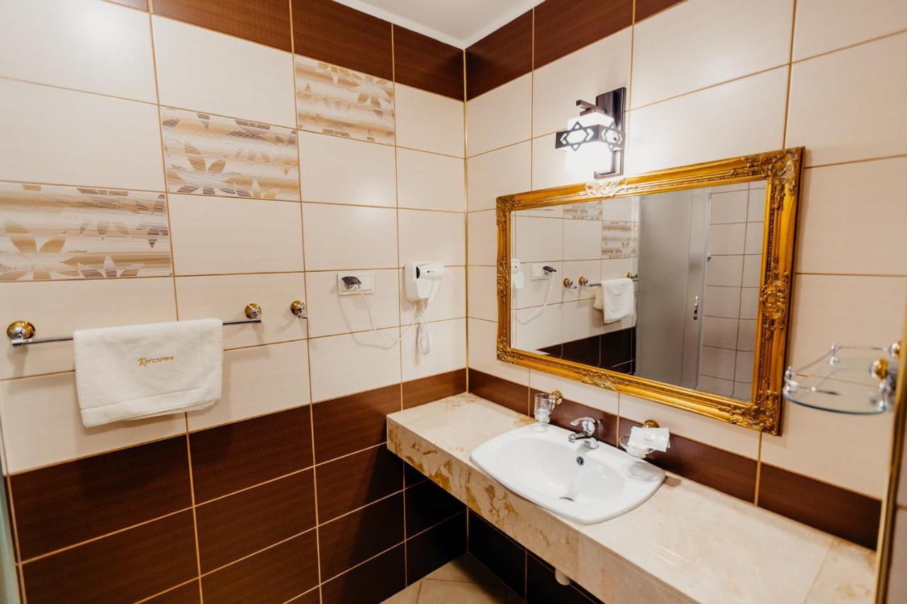 Mlyny  Hotel Korczowa מראה חיצוני תמונה