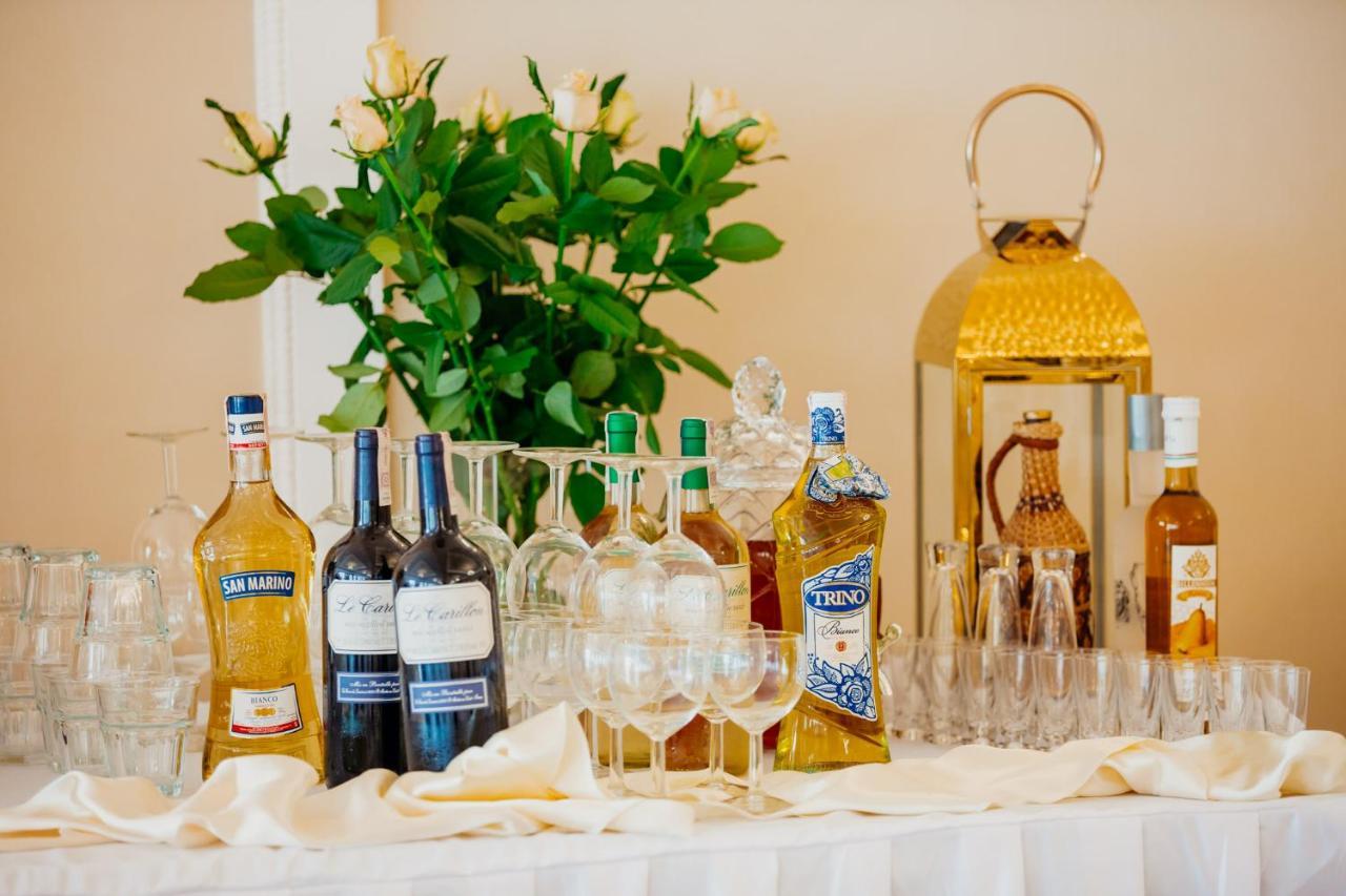 Mlyny  Hotel Korczowa מראה חיצוני תמונה