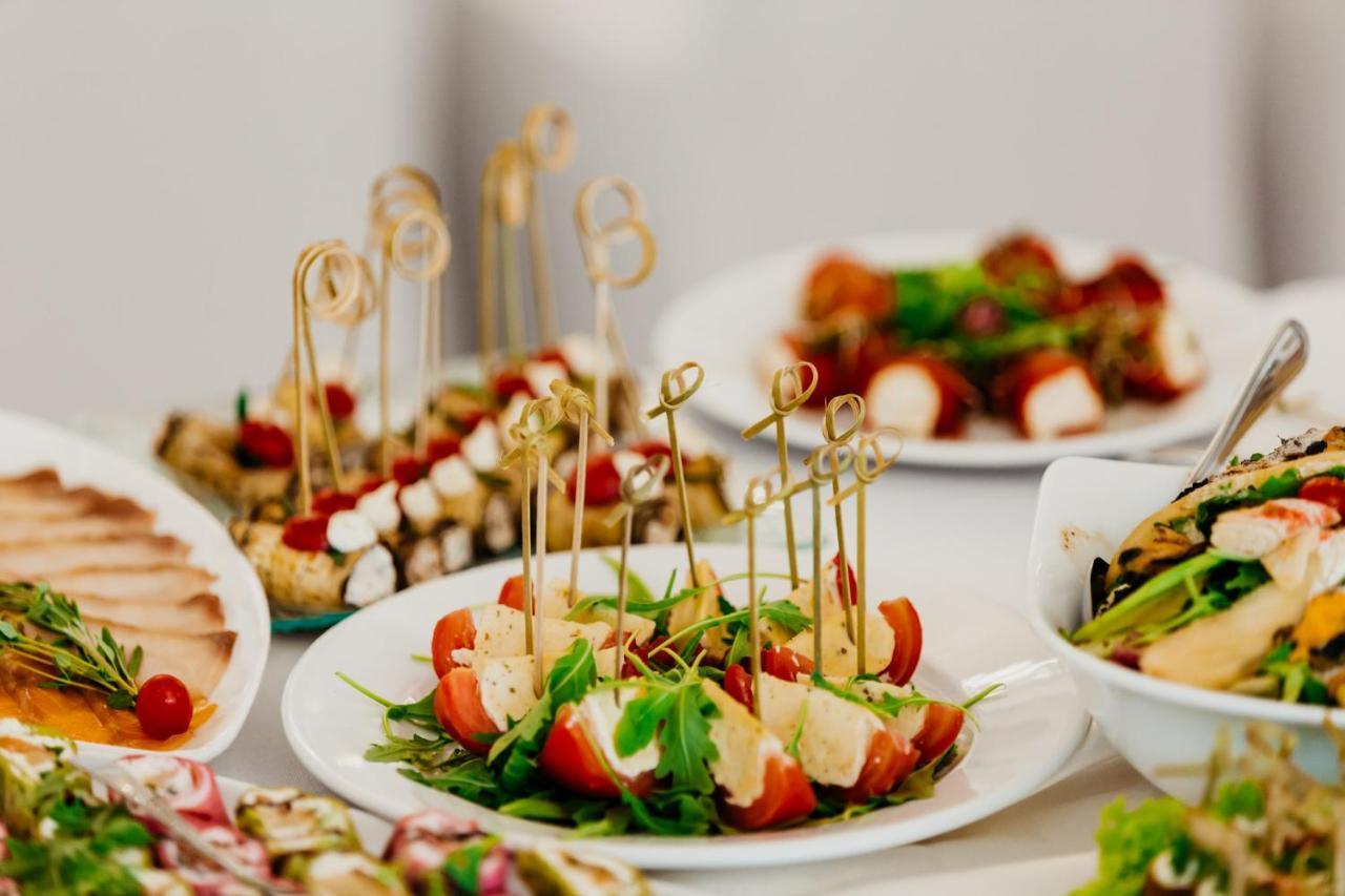 Mlyny  Hotel Korczowa מראה חיצוני תמונה