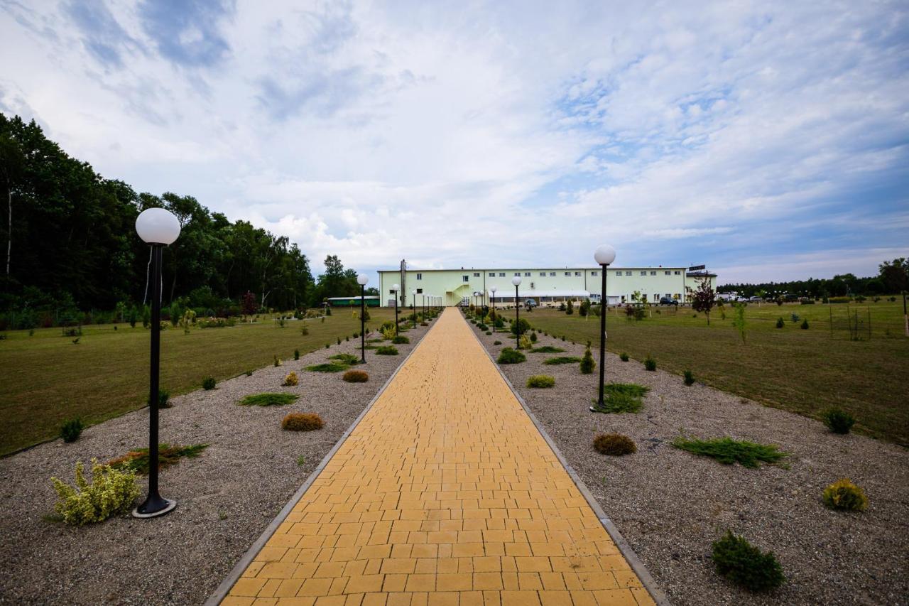 Mlyny  Hotel Korczowa מראה חיצוני תמונה